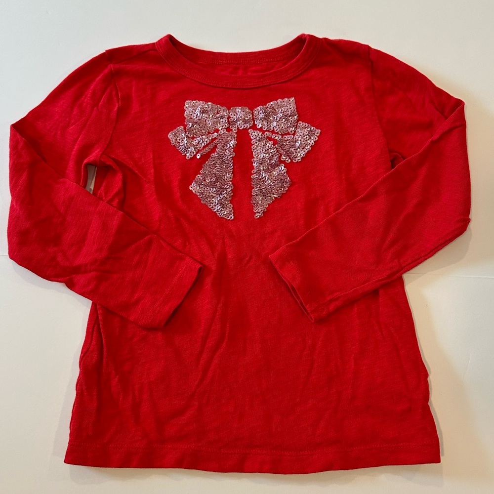 Size XS 4/5 J.crew crewcuts red t-shirt with pink sequin bow appliqué - like new